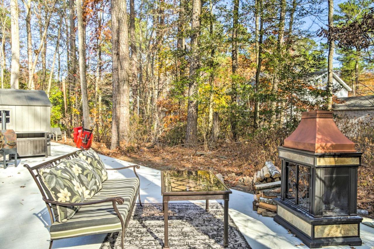 Berlin Home With Patio, 9 Mi To Ocean City Beaches エクステリア 写真